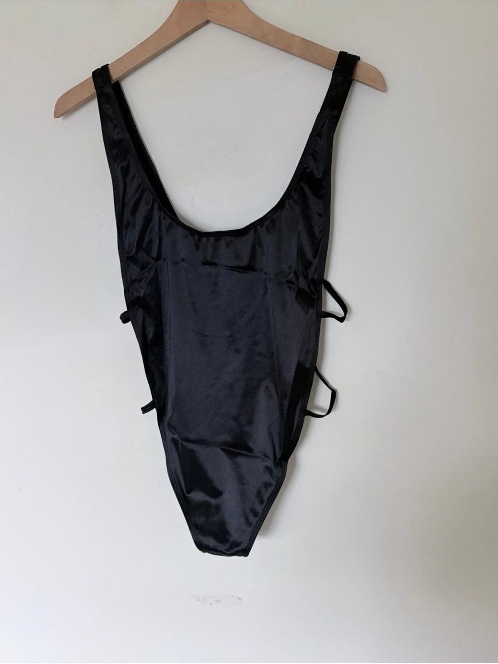 NWT Motel Rocks Empress one piece swimsuit low scoop-neckline strapped